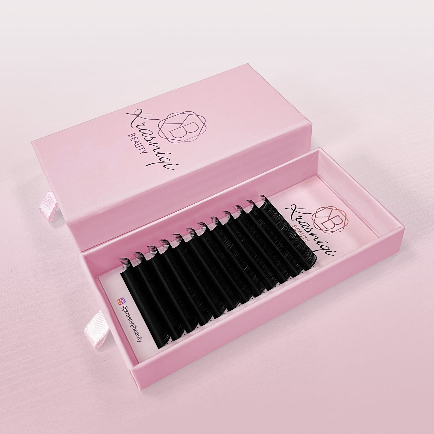 LIVA Lashes - Black